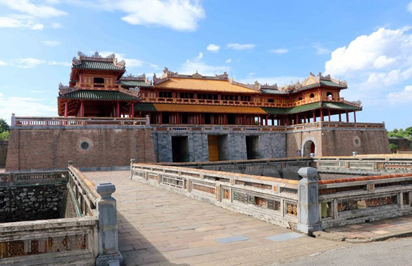 Ngo Mon Gate, Hue: Remnants of the Imperial Past